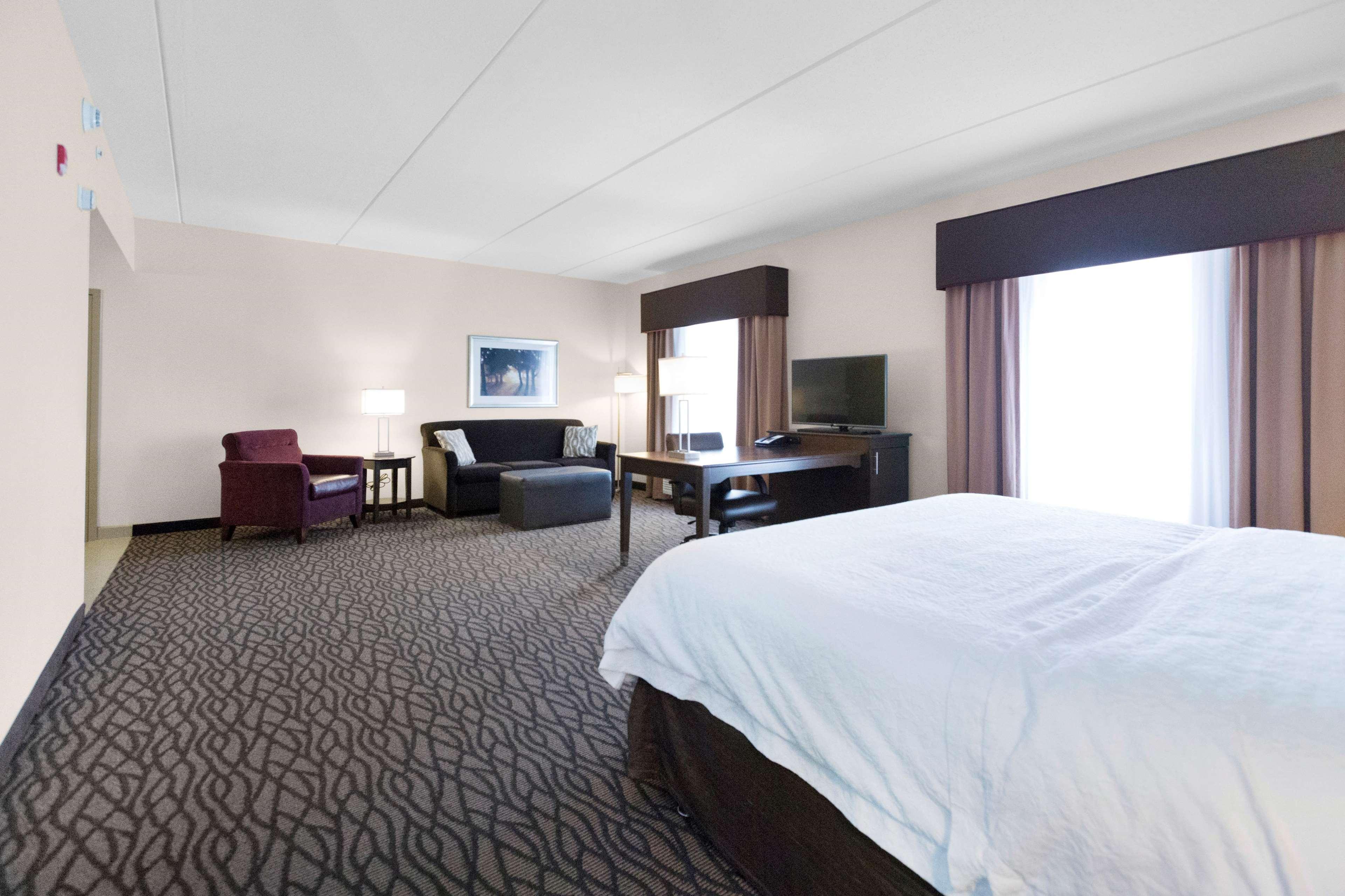 Hampton Inn Butler Exteriör bild