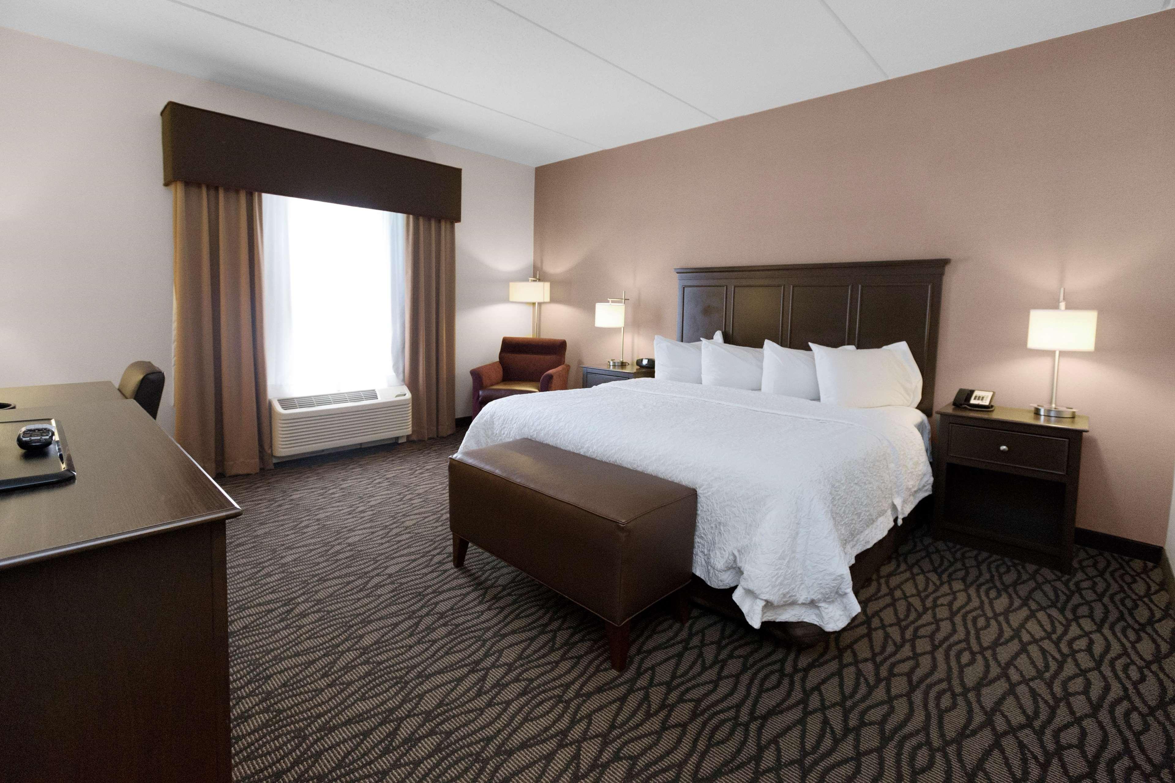 Hampton Inn Butler Exteriör bild