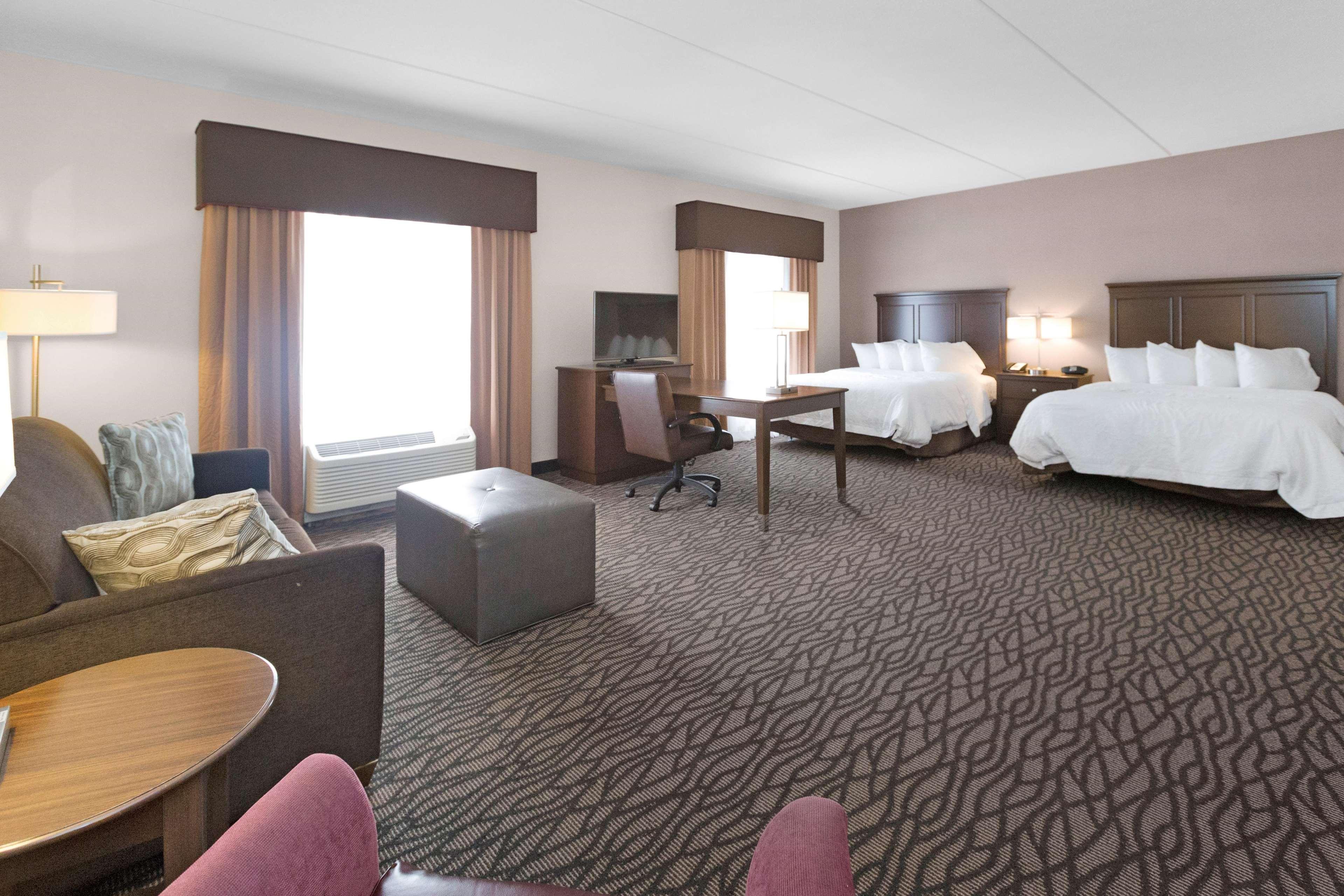 Hampton Inn Butler Exteriör bild