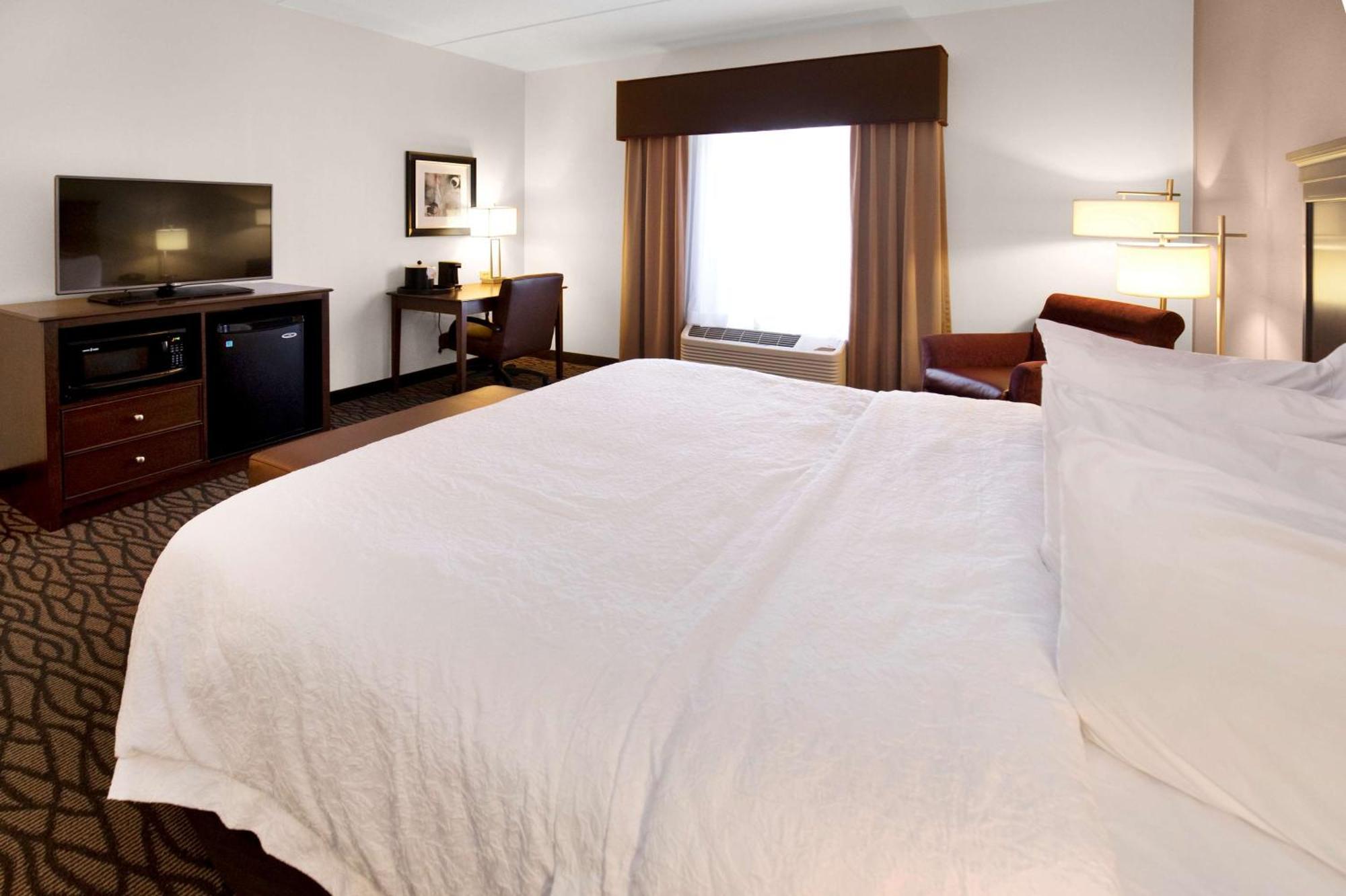 Hampton Inn Butler Exteriör bild